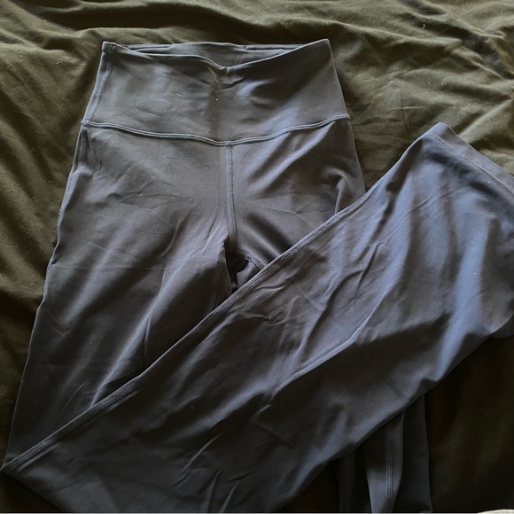 SOLD ululemon groove pant - Picture 5 of 7
